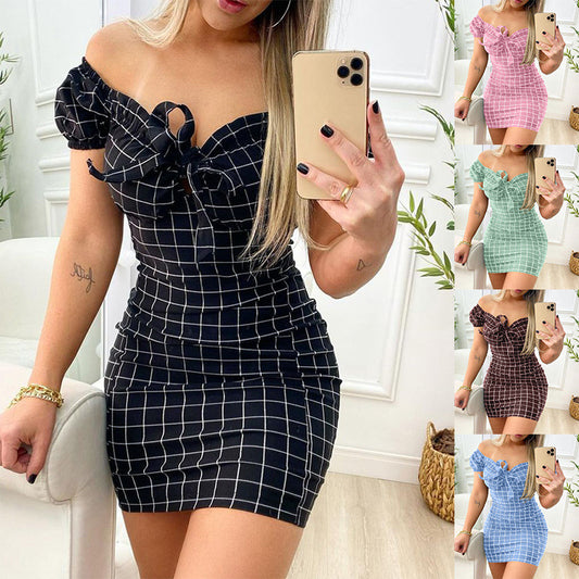 Damen figurbetontes Minikleid mit Rüschendetails und Karomuster Stalluxe