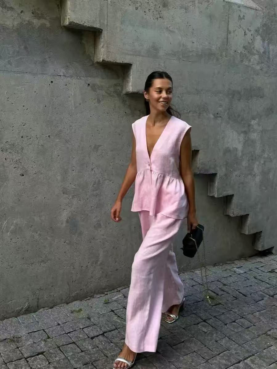 Damen Jumpsuit mit schickem V-Ausschnitt und fließendem Schnitt Stalluxe