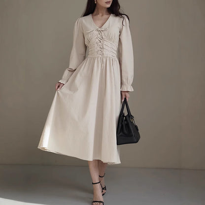 Damen Midikleid mit Rüschendetails und Taillengürtel Stalluxe