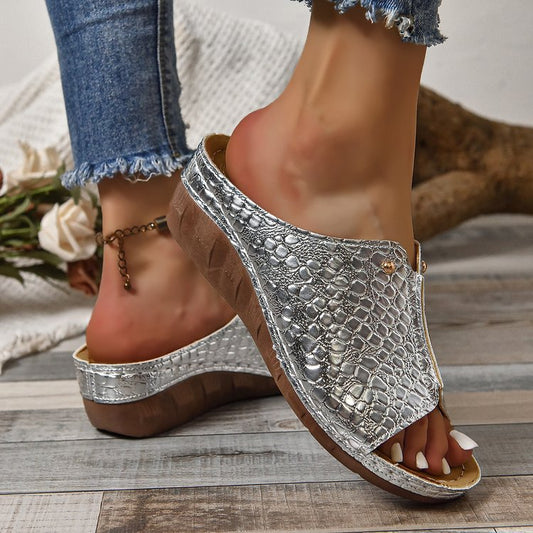 Damen Wedge-Pantoletten mit elegantem Kroko-Prägung und gepolstertem Fußbett Stalluxe
