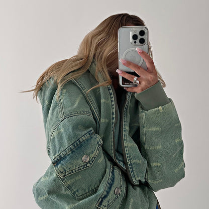 Damen Oversized Denimjacke mit lässigem Schnitt und praktischen Taschen Stalluxe