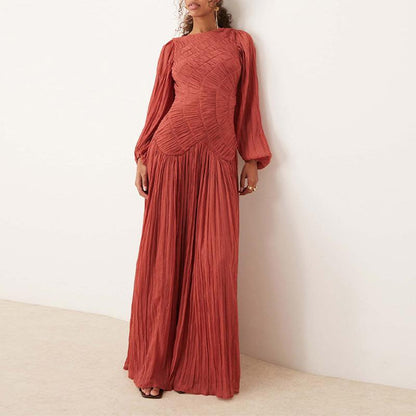 Damen Elegantes Maxikleid mit ausgefallenem Design und Plisseedetails Stalluxe