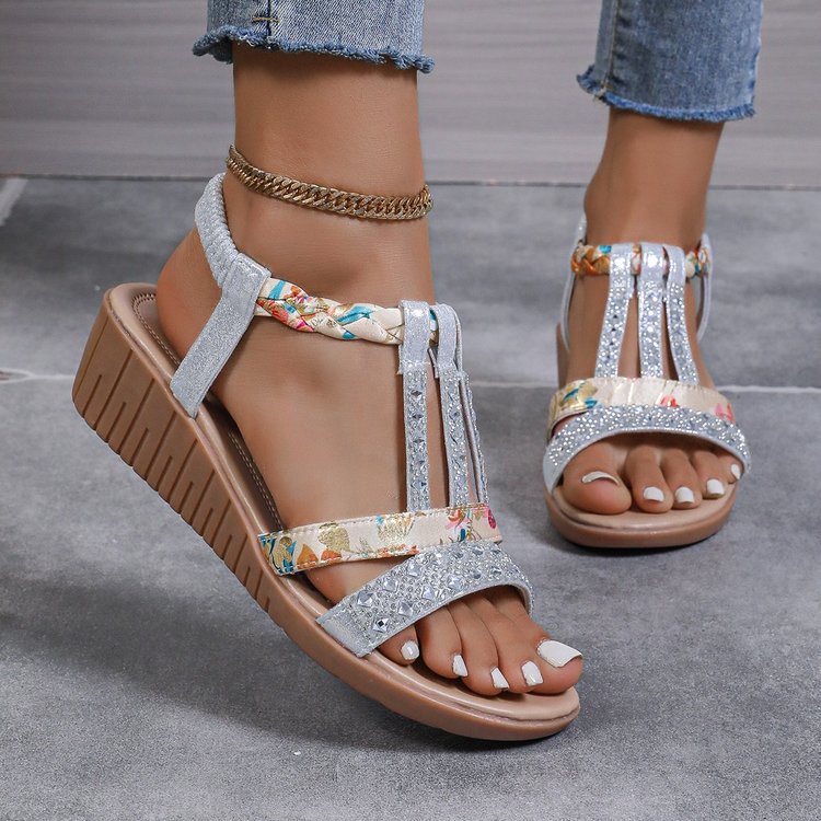Damen Bequeme Wedgesandalen mit modischer Riemenstruktur und Glitzerakzenten Stalluxe