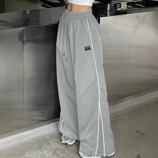 Damen Weite Sporthose mit elastischem Bund und stylischen Details Stalluxe