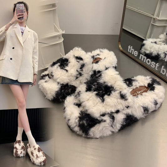 Damen Flauschige Pantoletten mit modischem Tierfell-Design Stalluxe
