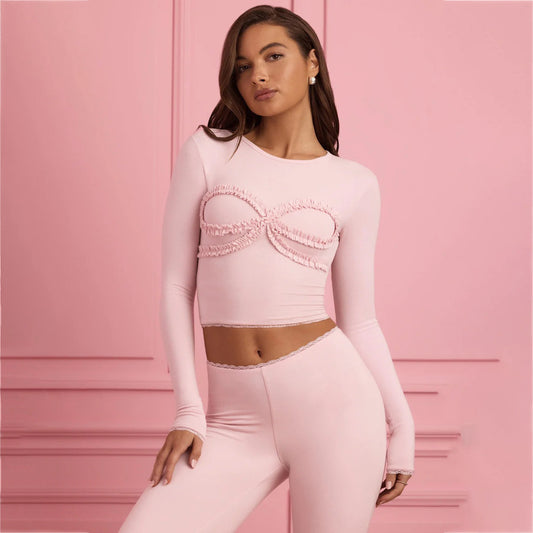 Damen körperbetontes Langarm-Crop-Top mit Rüschendetails Stalluxe