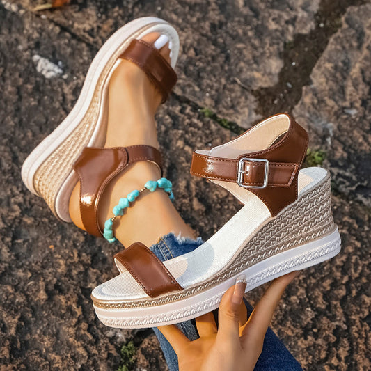 Damen Keil-Sandalen mit elegantem Riemen-Design und bequemer Sohle Stalluxe