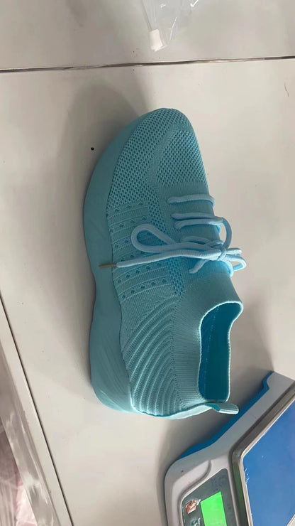 Damen Sportliche Sneakers mit elastischem Mesh-Obermaterial und rutschfester Sohle Stalluxe