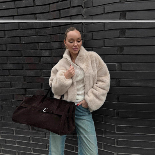 Damen Schockierende Kurzjacke aus luxuriösem Kunstfell Stalluxe