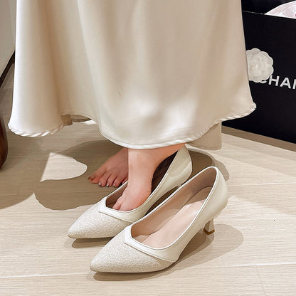 Damen elegante Pumps mit feinem Spitzenbesatz Stalluxe