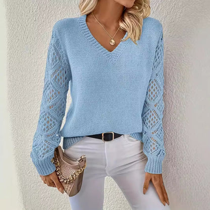 Damen Eleganter Strickpullover mit V-Ausschnitt und gehäkelten Ärmeln Stalluxe Himmelblau