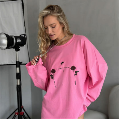Damen Oversized Langarm-T-Shirt mit floralen Grafikdetails Stalluxe