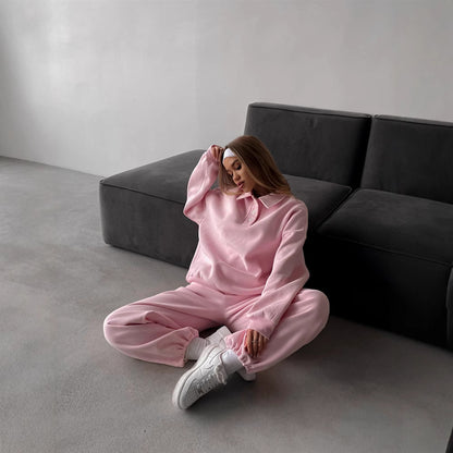 Damen lässiger Sportanzug mit weiten Hosen und Kragen Stalluxe