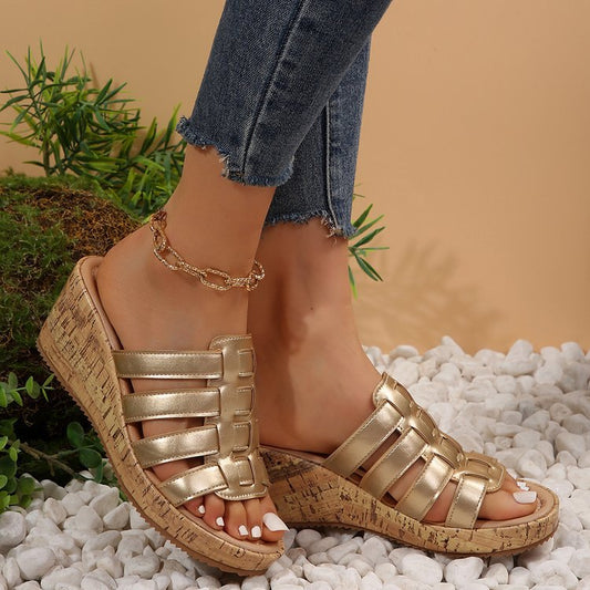 Damen Wedge-Pantoletten mit dekorativen Riemen und komfortablem Fußbett Stalluxe