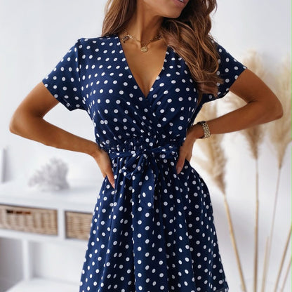 Damen Freizeitkleid mit punktiertem Design und taillierbarem Gürtel Stalluxe