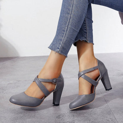 Damen Elegante Absatzschuhe mit verstellbarem Riemen Stalluxe