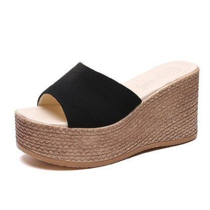 Damen Wedgesandalen mit modernem Riemendesign und komfortablem Fußbett Stalluxe