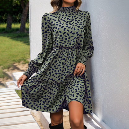 Damen lässiges Kleid mit gerafftem Design und eleganten Puffärmeln Stalluxe