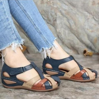 Damen Sandalen mit komfortablem Fußbett und verstellbarem Riemen Stalluxe