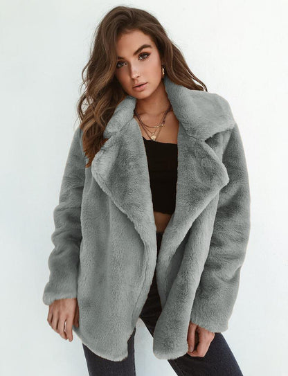 Damen Plüschige Oversized Jacke mit umschlagbarem Kragen und dezentem Schnitt Stalluxe