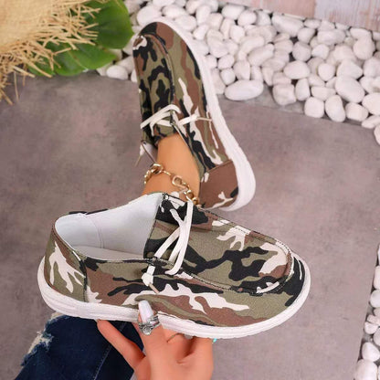 Damen komfortable Sneaker im Camouflage-Design Stalluxe