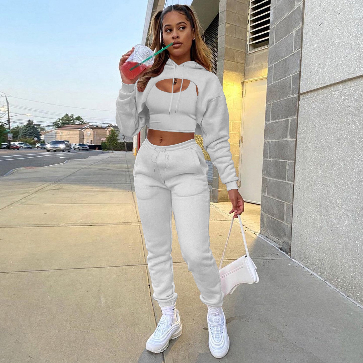 Damen Sportlicher Zweiteiler mit cropped Hoodie und bequemen Jogginghosen Stalluxe