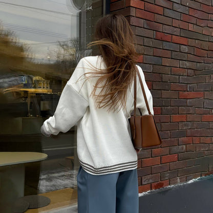 Damen Oversized Strickpullover mit grafischem Schriftzug Stalluxe