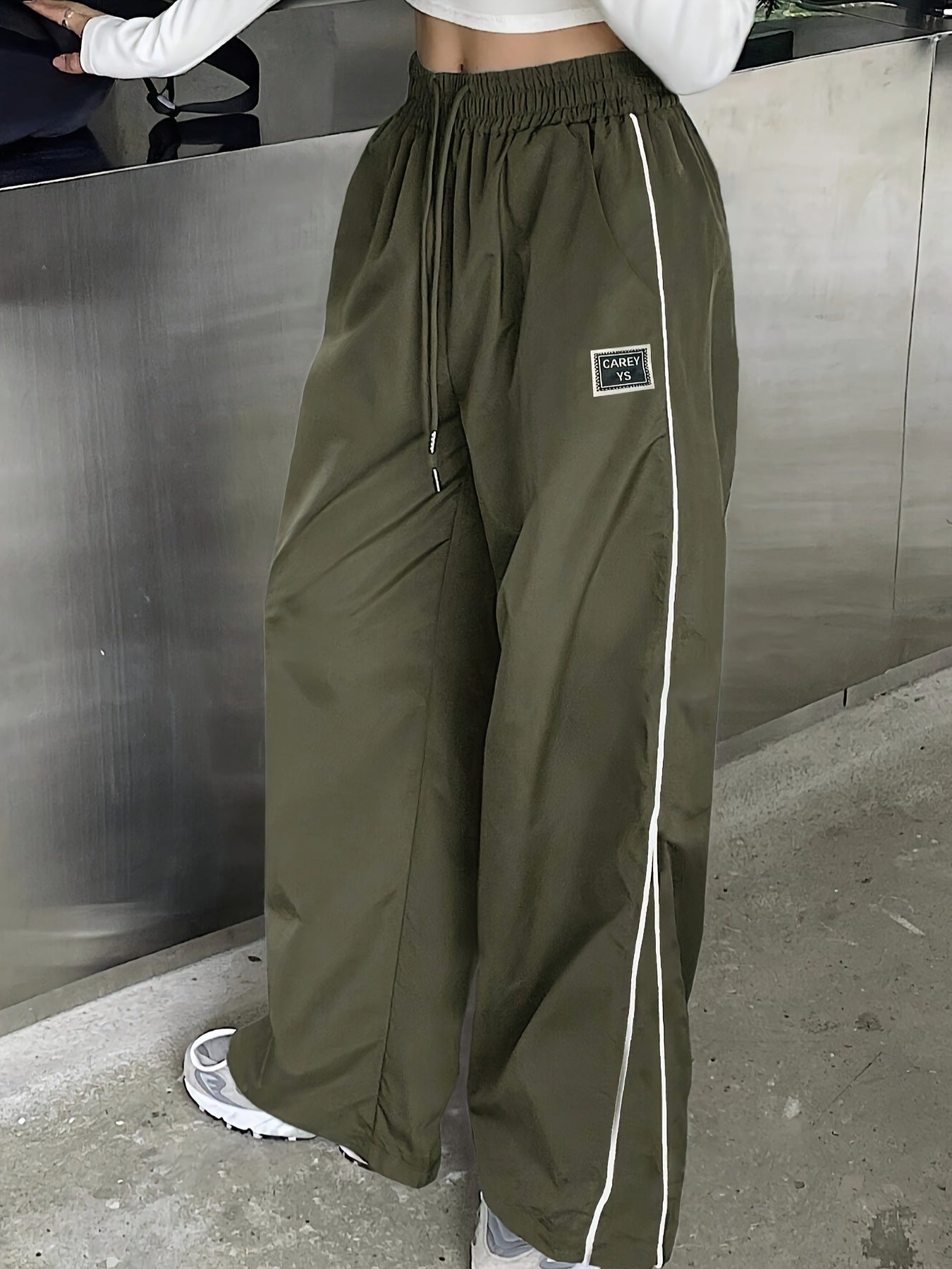 Damen Weiter Sporthose mit seitlichen Reisverschlusstaschen und elastischem Bund Stalluxe