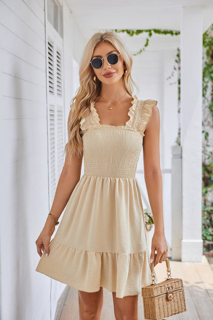 Damen Sommerliches Minikleid mit Rüschendetails und taillierter Passform Stalluxe