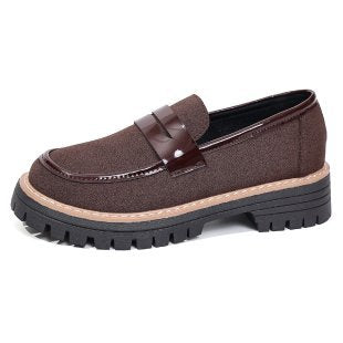 Damen Komfortable Slip-On Schuhe mit robustem Profil und eleganter Applikation Stalluxe