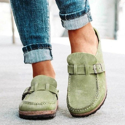 Damen bequeme Mokassins mit modischem Schnallen-Detail Stalluxe