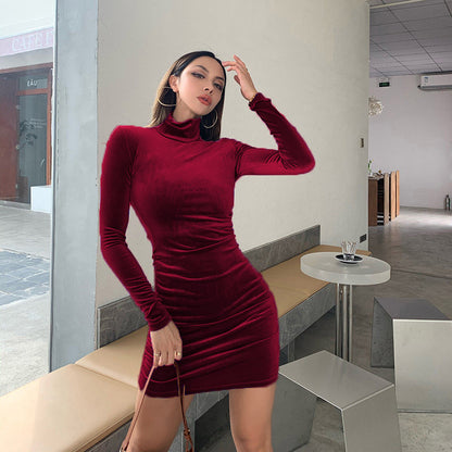 Damen figurbetontes Velours-Minikleid mit hochgeschlossenem Kragen und Raffungselementen Stalluxe