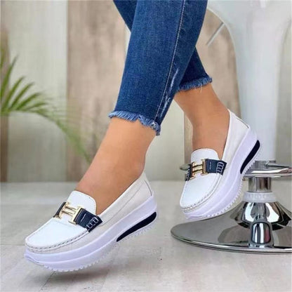 Damen bequeme Slip-On Loafers mit dämpfendem Plateau Stalluxe
