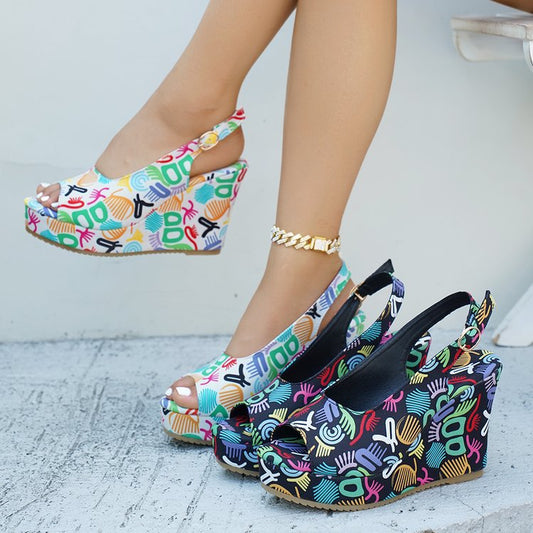Damen Wedge-Pantoletten mit buntem Grafikdesign und verstellbarem Riemen Stalluxe