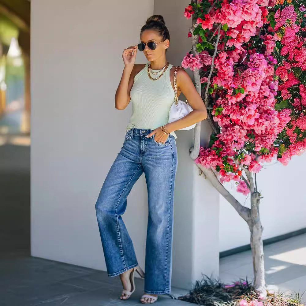 Damen Weit geschnittene Jeanshose mit hohem Bund und dezenten Waschungen Stalluxe