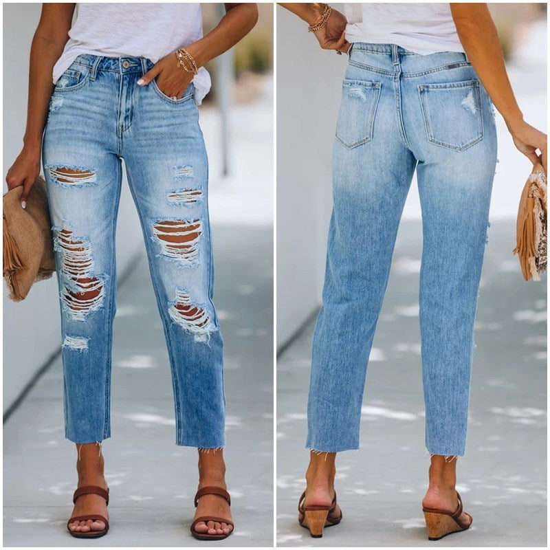 Damen Jeans mit auffälligen Destroyed-Details und zeitgemäßem Schnitt Stalluxe