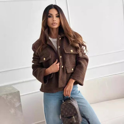 Damen Städtische Fleecejacke mit Taschen und dekorativen Knöpfen Stalluxe