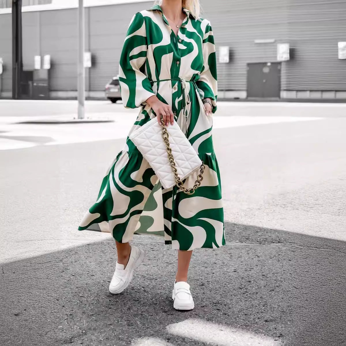 Damen Modisches Maxikleid mit elegantem Wickeldesign und seitlichen Schlitz Stalluxe