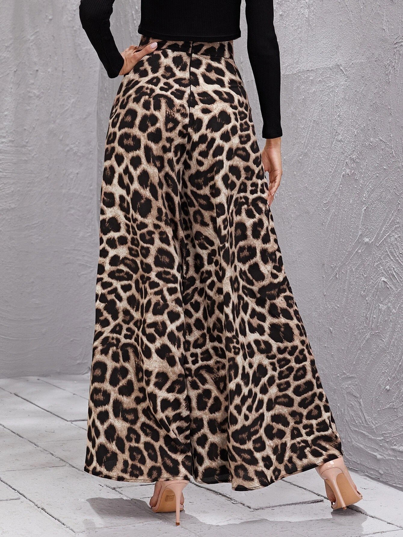 Damen Weitbeinige Hose im trendigen Leopardenmuster Stalluxe
