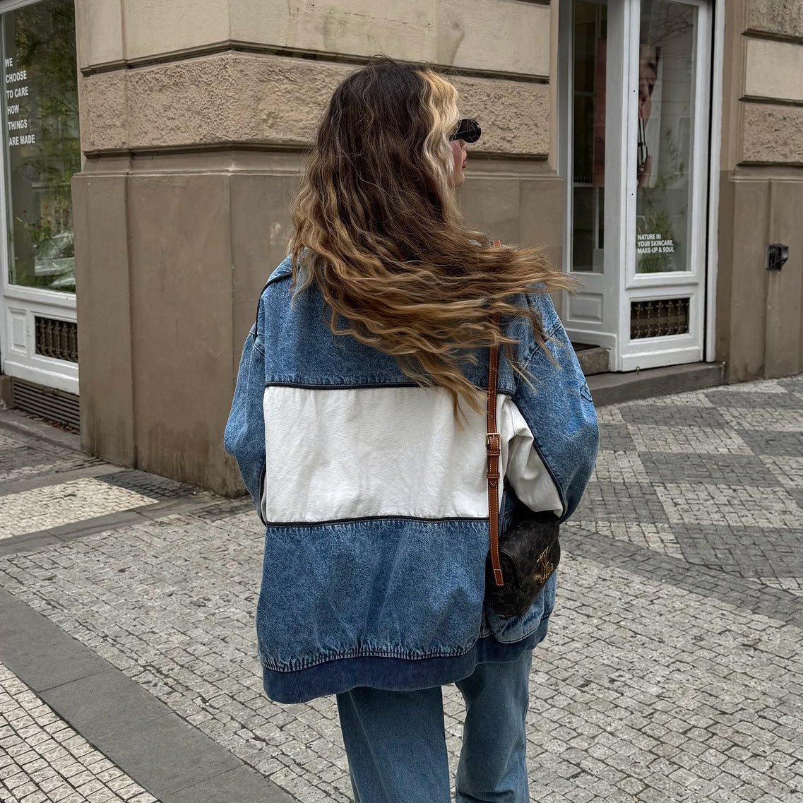 Damen Oversized Denim-Jacke mit kontrastreichen Applikationen und modernem Schnitt Stalluxe