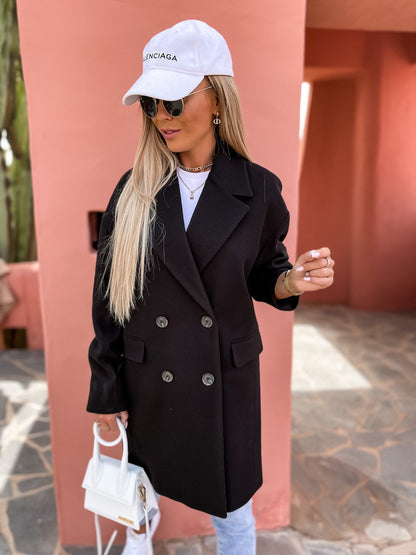 Women's Elegant Tailored Double-Breasted Coat Stalluxe