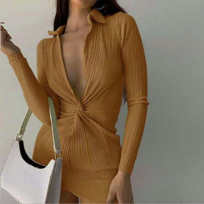 Damen Plisseekleid mit tiefem V-Ausschnitt und langen Ärmeln Stalluxe