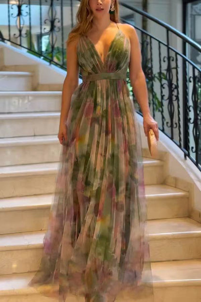 Damen Elegantes Maxikleid mit tiefem V-Ausschnitt und luftigen Stoffschichten Stalluxe