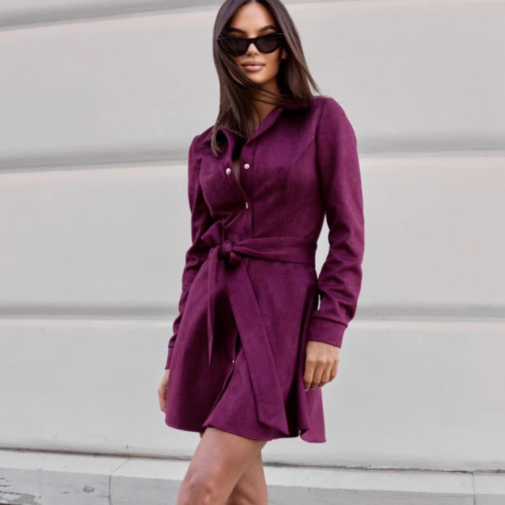Damen Elegantes Hemdblusenkleid mit Taillengürtel und Knopfdetails Stalluxe