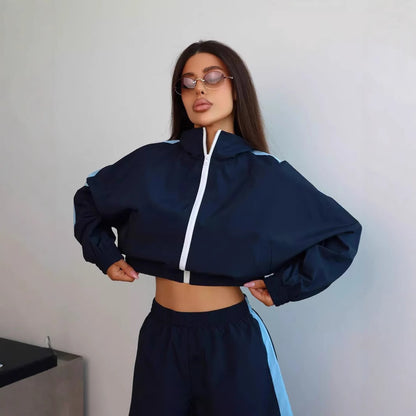 Damen sportliches Freizeit-Set mit atmungsaktivem Oberteil und Shorts Stalluxe