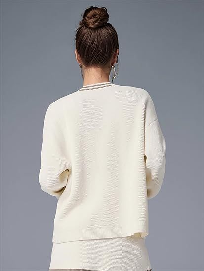 Damen Waffelstrick Cardigan mit sportlichem V-Ausschnitt und Brusttasche Stalluxe