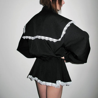 Damen Oversized Jacke mit dekorativem Spitzenkragen und bindbarem Gürtel Stalluxe