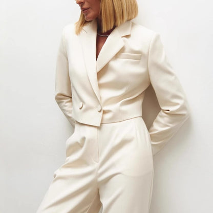 Damen modernes Blazer-Hosen-Set mit cropped Schnitt und weitem Bein Stalluxe