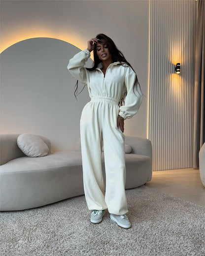 Damen modischer Fleece-Jumpsuit mit Reißverschluss und weitem Bein Stalluxe
