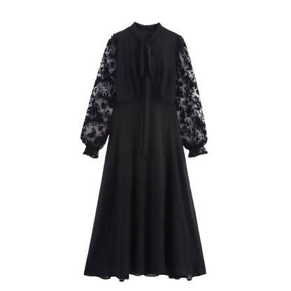 Damen Maxi-Kleid mit floralem Spitzenoberteil und elegantem Bindegürtel Stalluxe